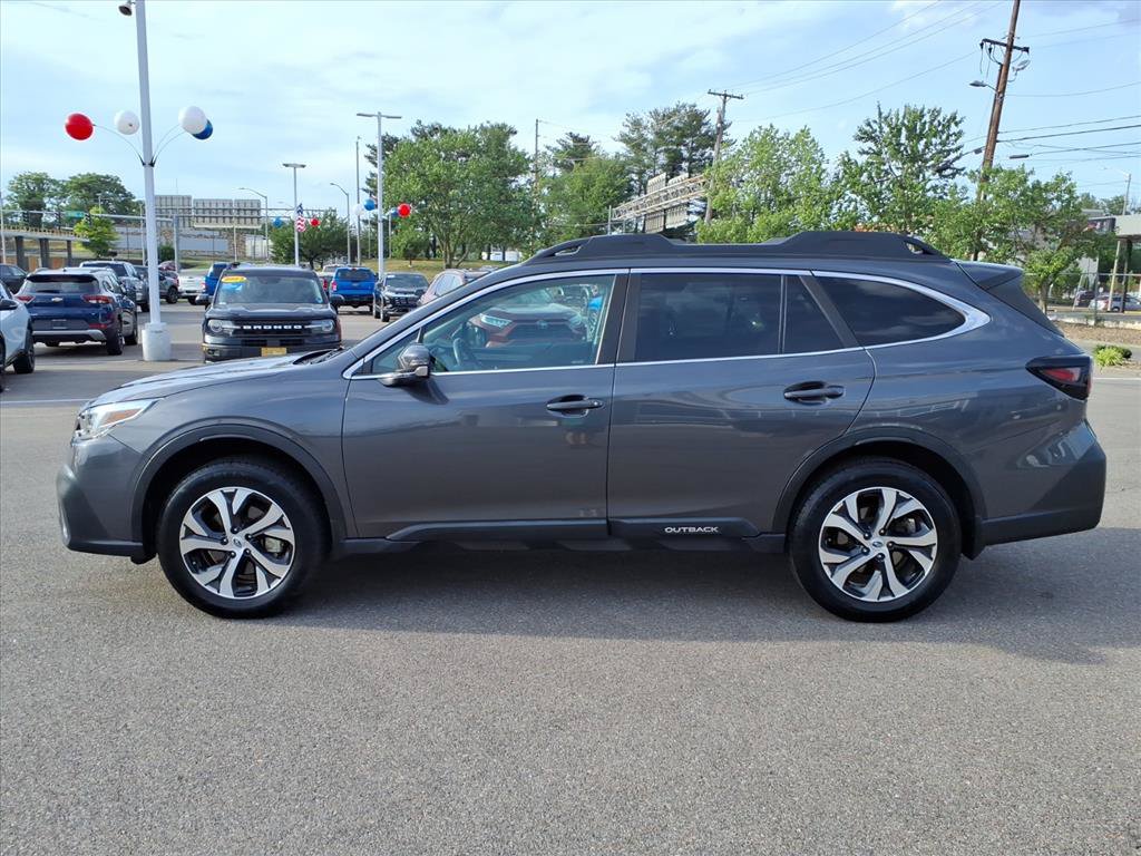 Used 2022 Subaru Outback Limited w/ Popular Package #2 AWD/4WD image 2