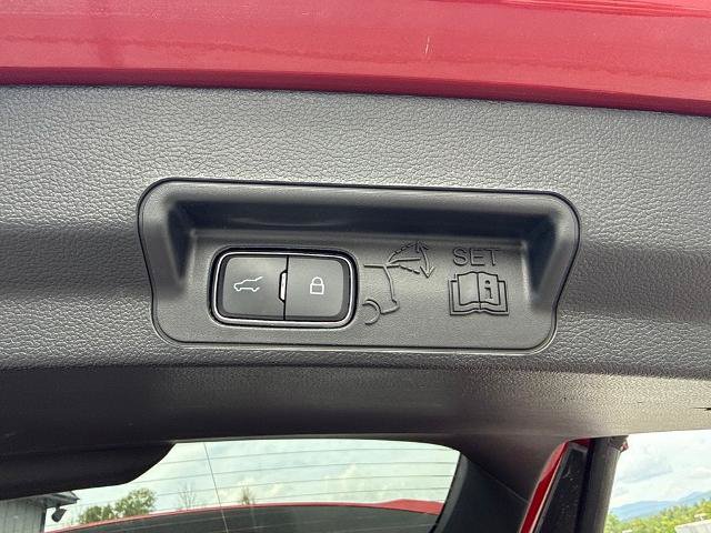 Certified 2023 Ford Explorer XLT w/ Equipment Group 202A AWD/4WD image 29