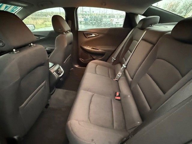 Used 2021 Chevrolet Malibu LT FWD image 13