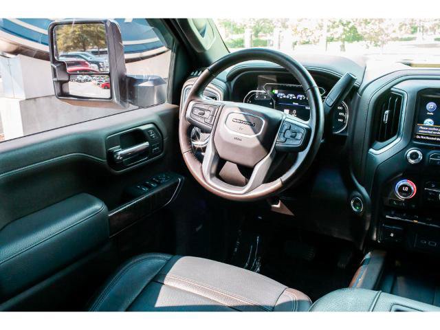 Used 2022 GMC Sierra 3500 Denali w/ Denali Ultimate Package AWD/4WD image 14