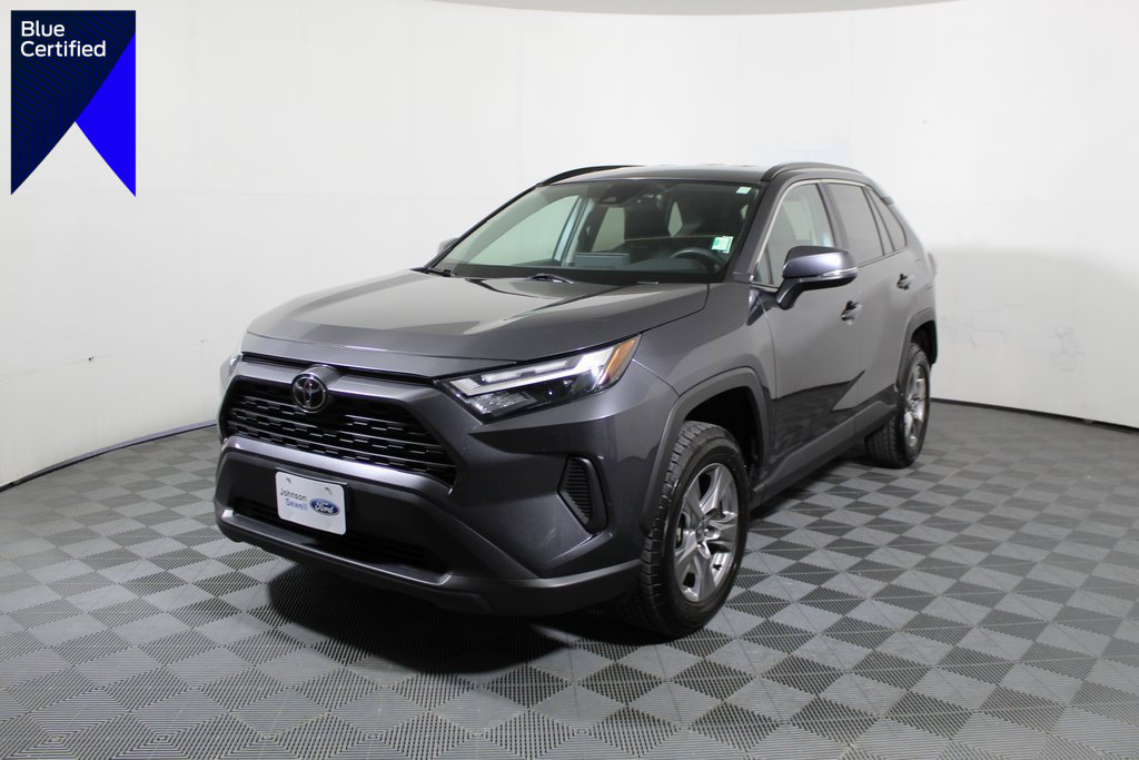 Used 2024 Toyota RAV4 XLE image 1