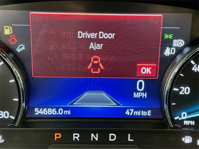 Certified 2022 Ford Escape SE w/ SE Sport Appearance Package image 27