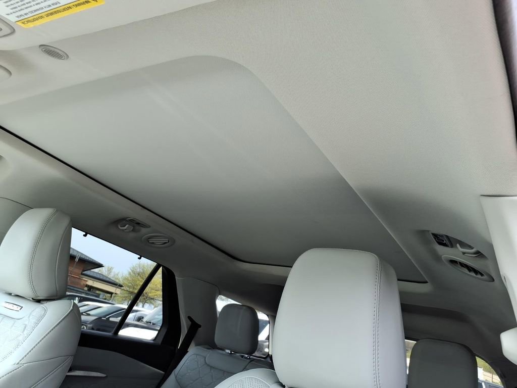 Certified 2025 Ford Explorer Platinum w/ Ultimate Package AWD/4WD image 17