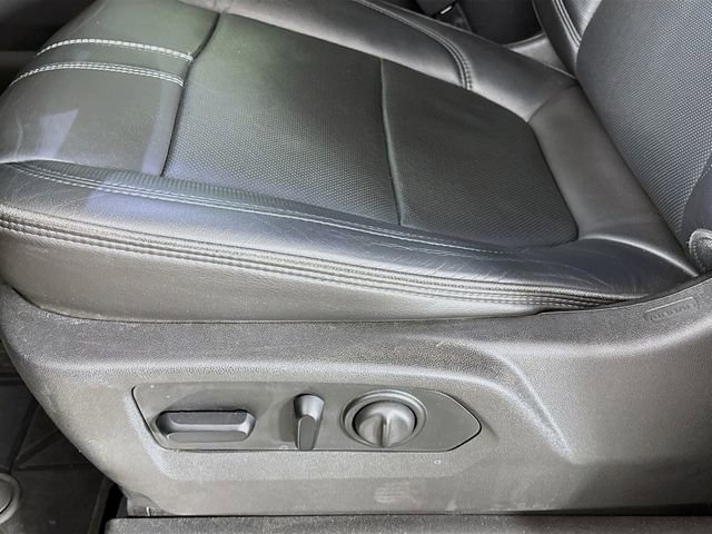 Used 2019 Chevrolet Silverado 1500 High Country image 24