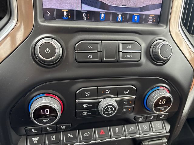 Used 2022 Chevrolet Silverado 2500 High Country w/ Z71 Off-Road Package AWD/4WD image 23