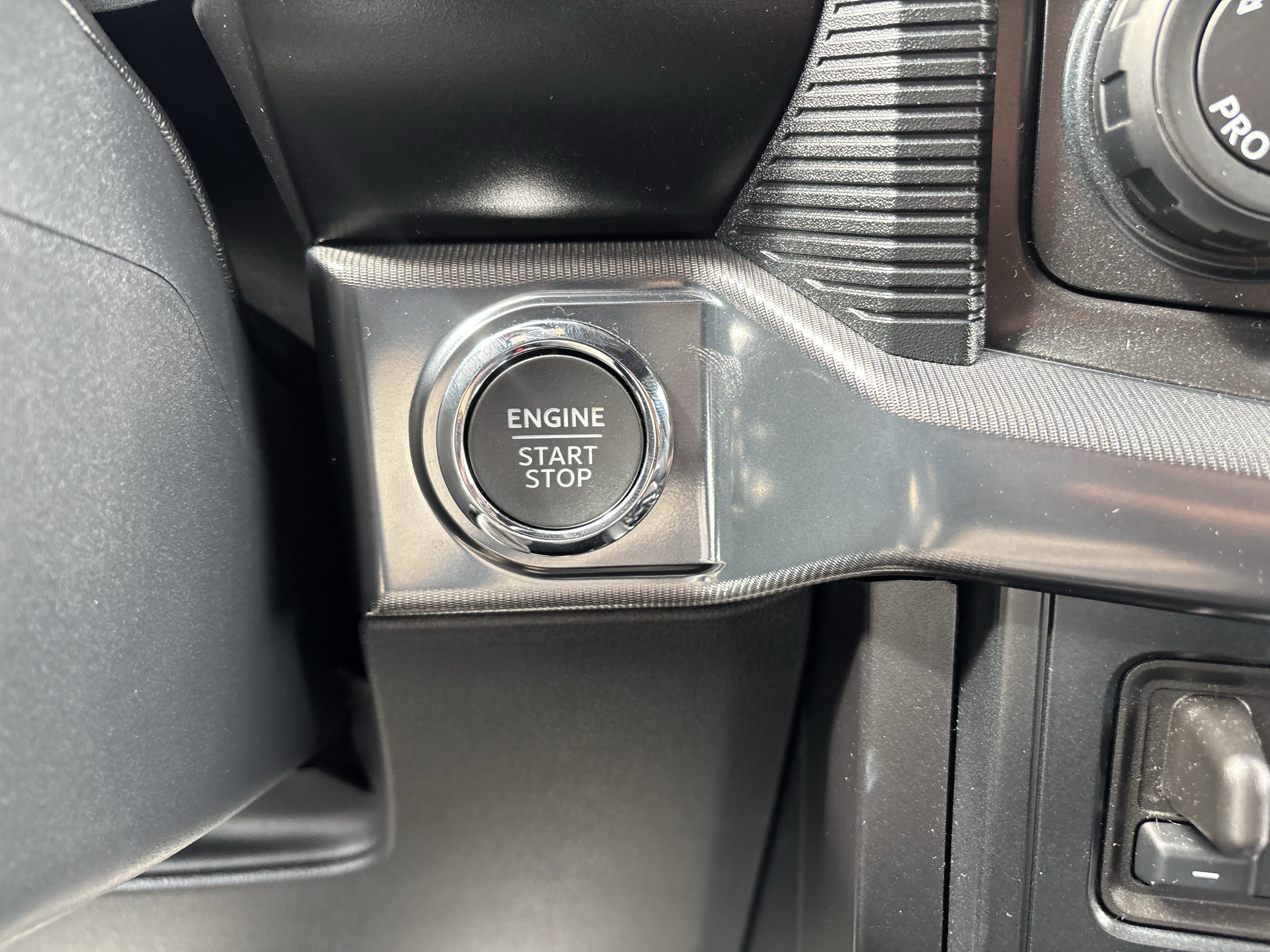 Certified 2025 Ford F150 Raptor AWD/4WD image 31