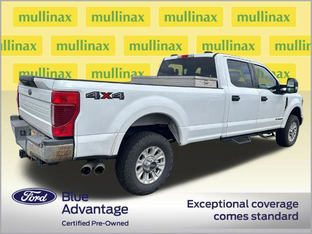 Certified 2022 Ford F350 XLT image 3