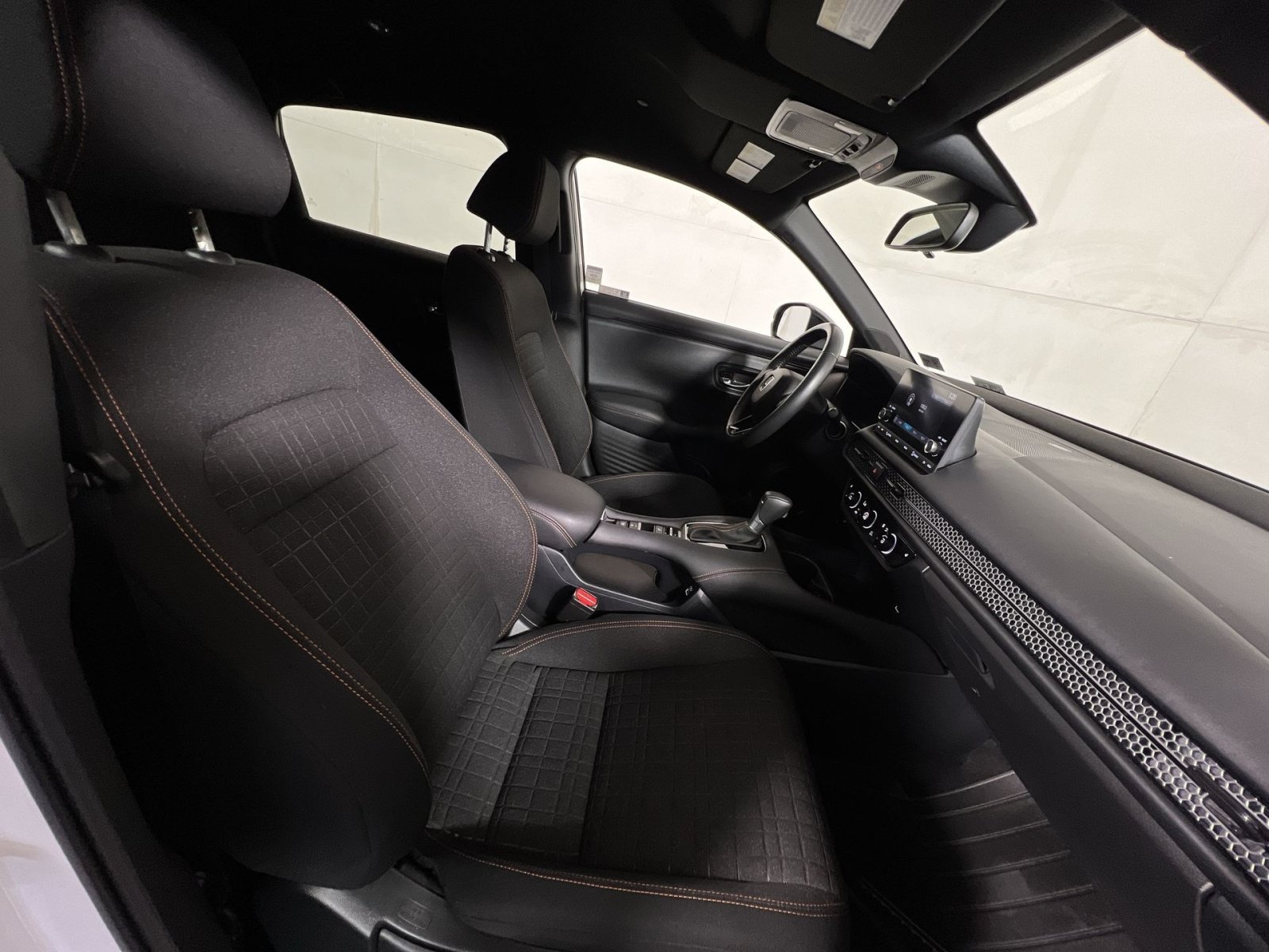 Used 2023 Honda HR-V Sport image 24