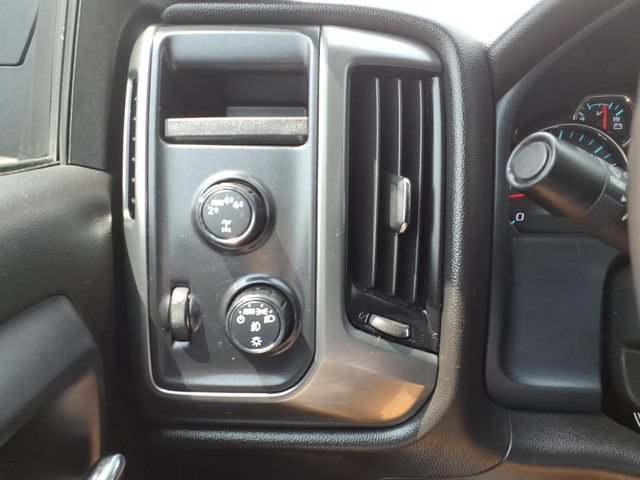 Used 2018 Chevrolet Silverado 1500 LT w/ All Star Edition AWD/4WD image 13