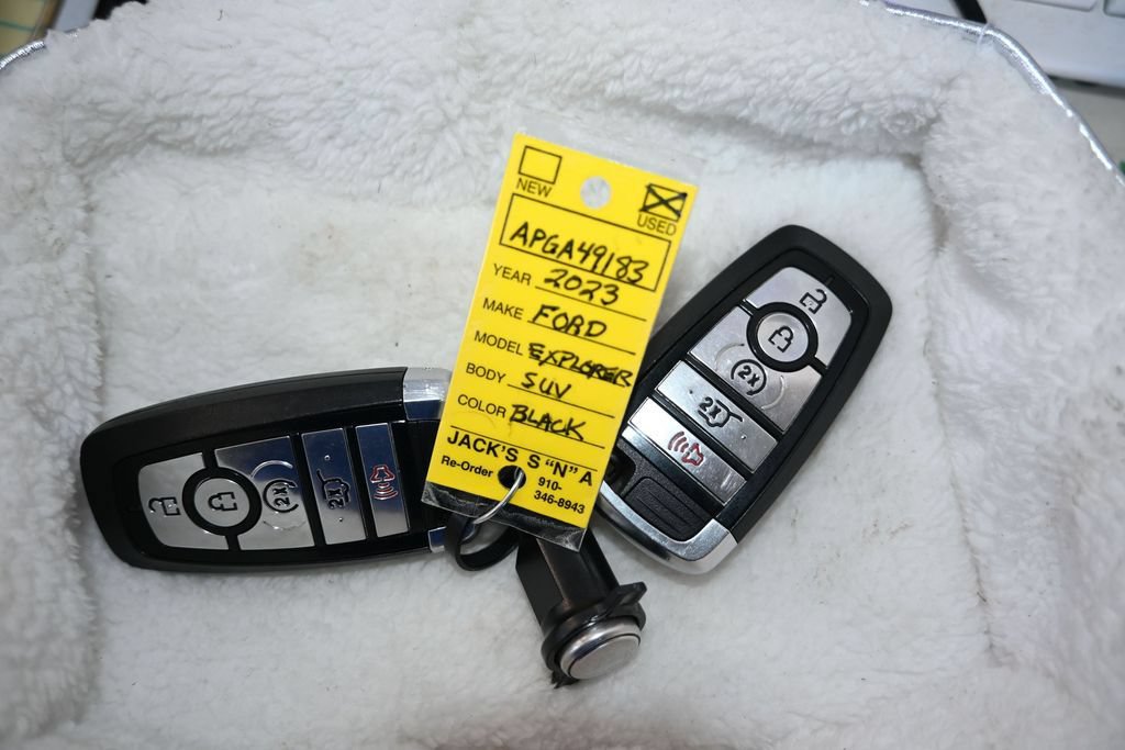 Certified 2023 Ford Explorer XLT w/ Equipment Group 202A AWD/4WD image 22