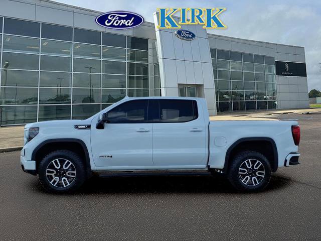 Used 2024 GMC Sierra 1500 AT4 w/ Technology Package image 2