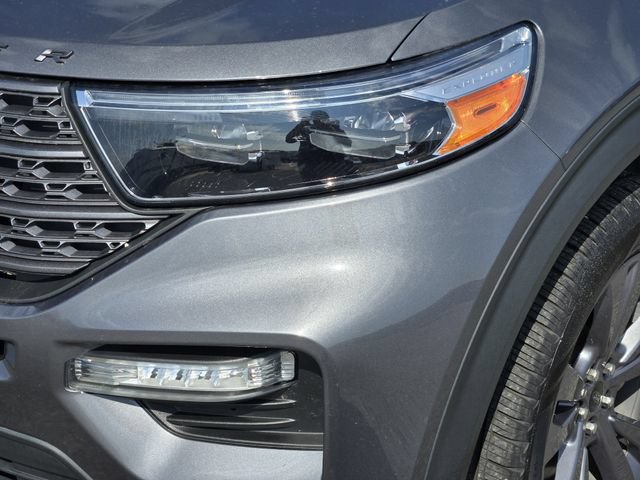 Certified 2022 Ford Explorer XLT w/ Equipment Group 202A AWD/4WD image 8