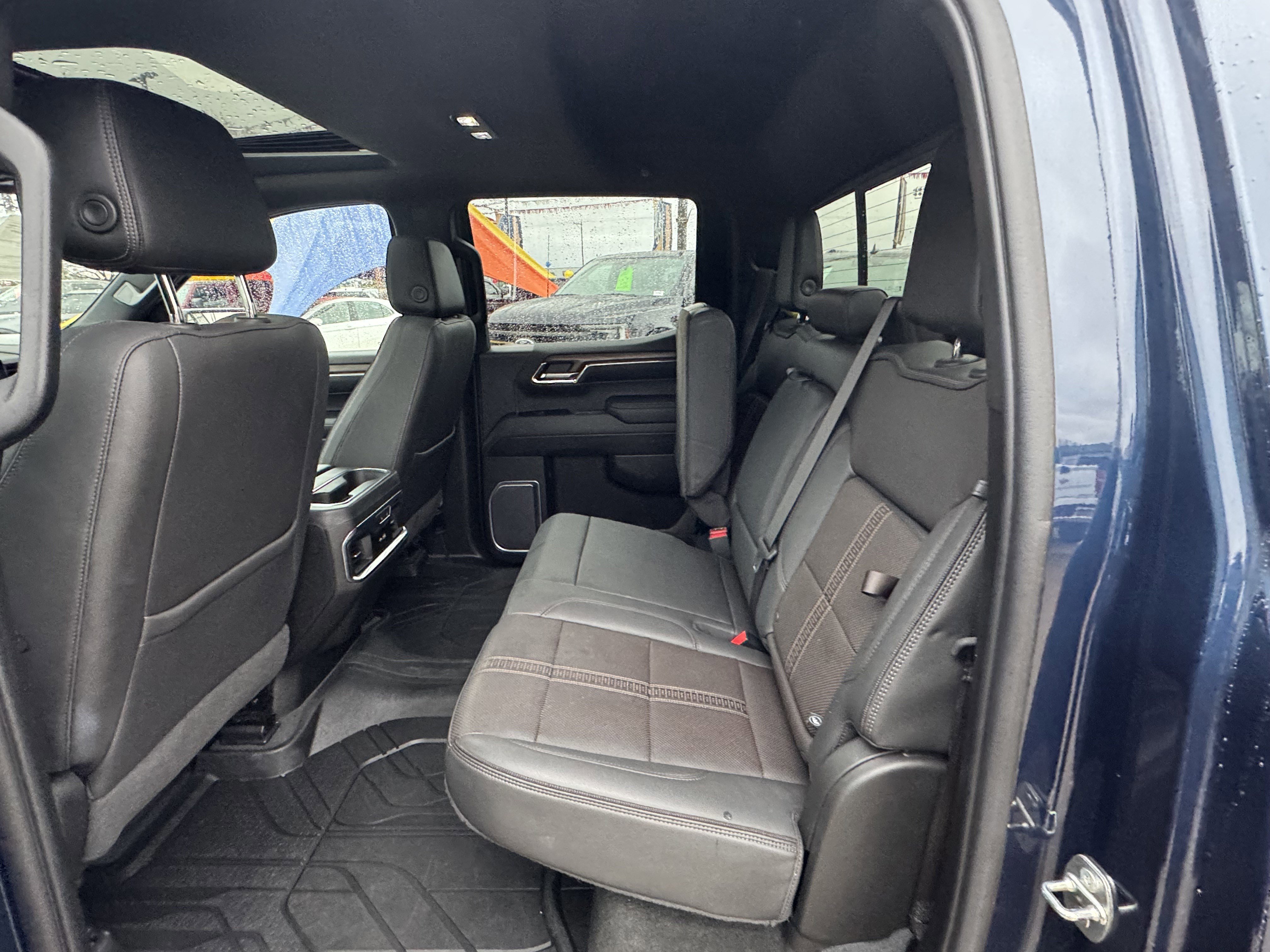 Used 2023 Chevrolet Silverado 1500 High Country w/ High Country Premium Package image 14