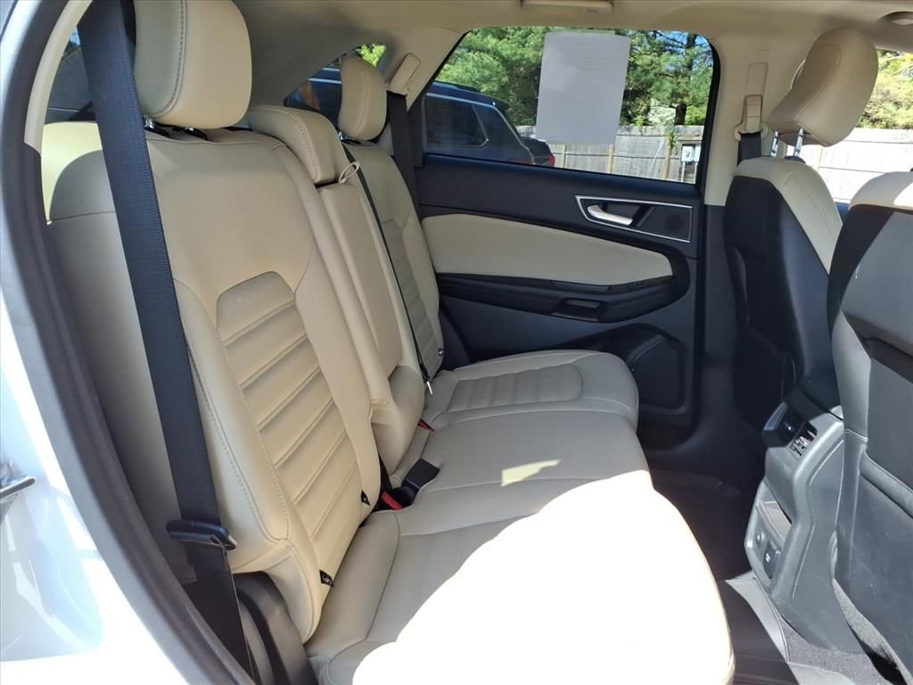 Certified 2023 Ford Edge SEL w/ Convenience Package AWD/4WD image 11