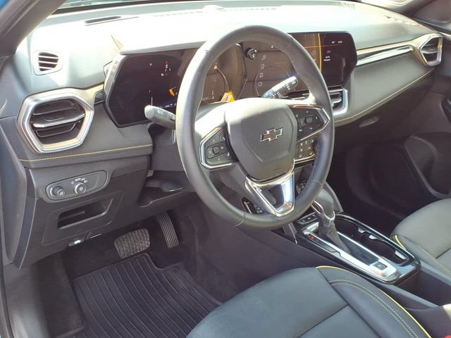 Used 2025 Chevrolet TrailBlazer ACTIV w/ Driver Confidence Package AWD/4WD image 18