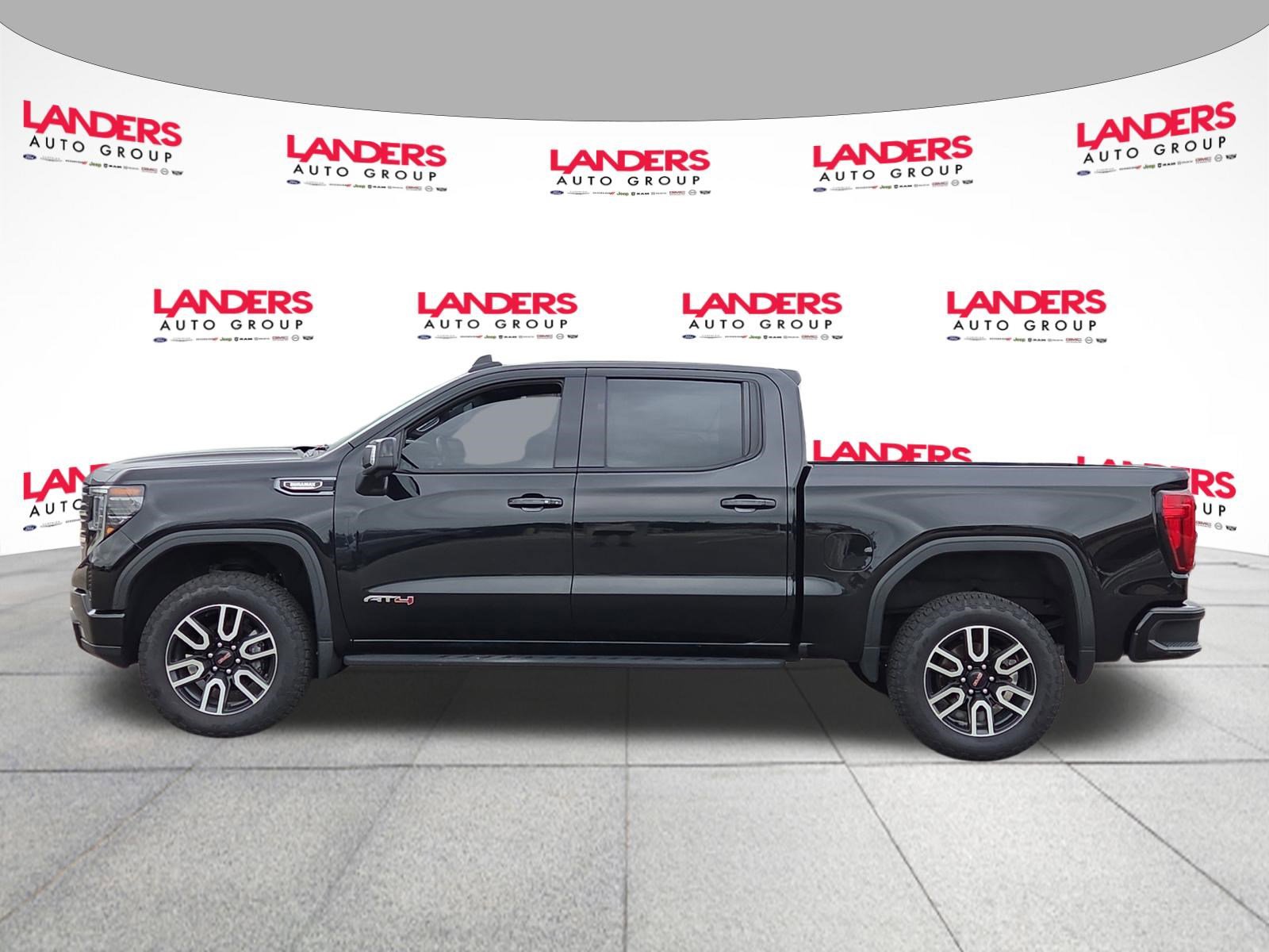 Used 2022 GMC Sierra 1500 AT4 w/ AT4 Preferred Package AWD/4WD image 6