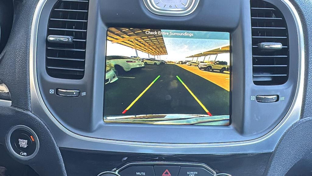 Used 2018 Chrysler 300 Touring L image 16