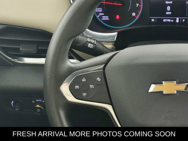 Used 2022 Chevrolet Traverse LS image 29