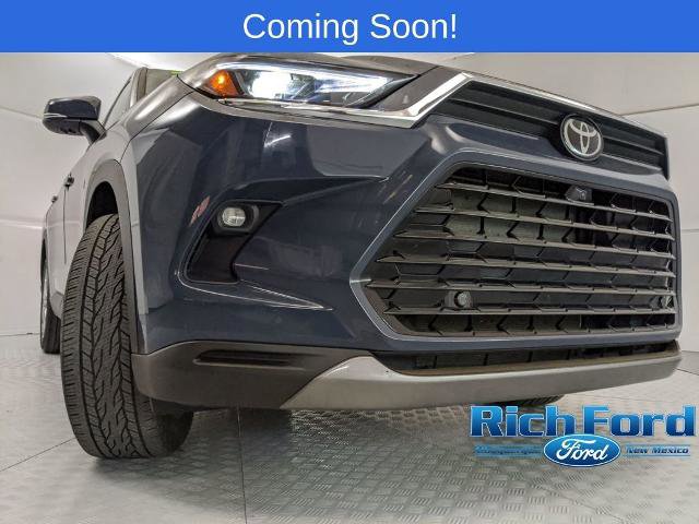 Used 2024 Toyota Grand Highlander Platinum image 19