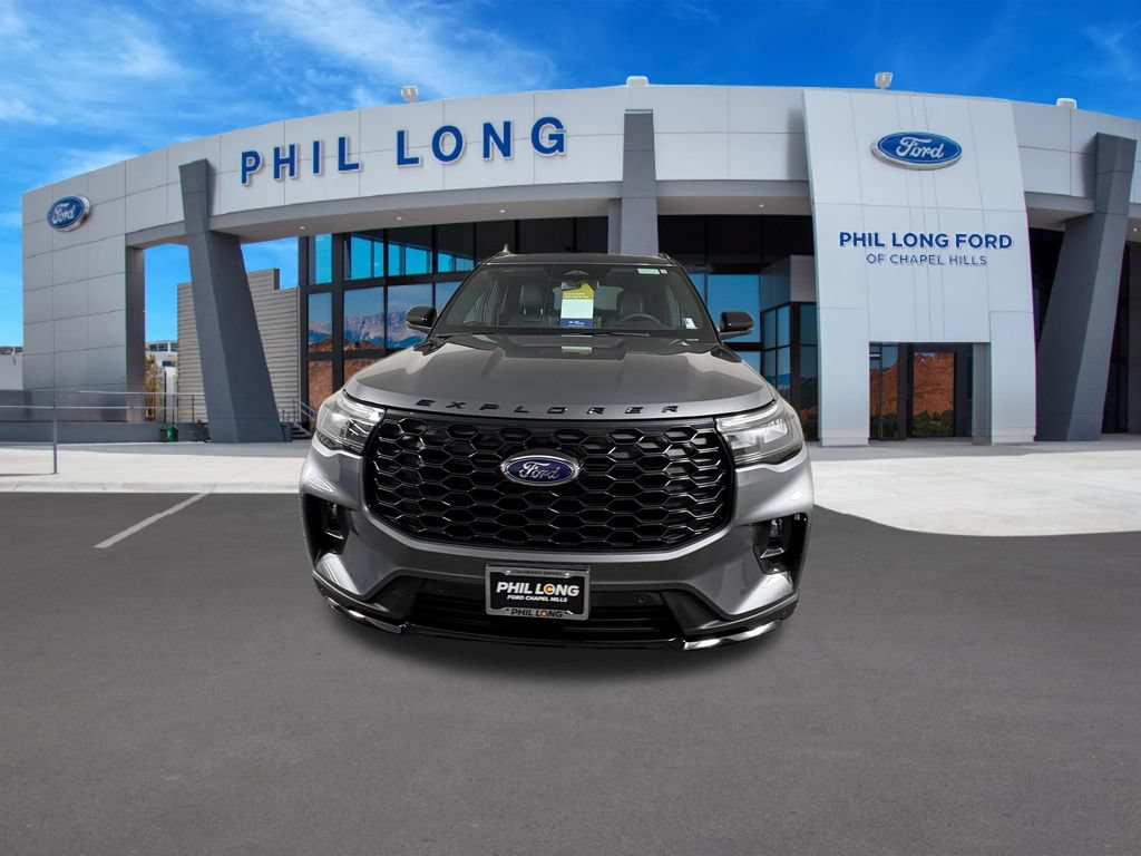 Certified 2026 Ford Explorer ST-Line w/ ST-Line Street Pack AWD/4WD image 8