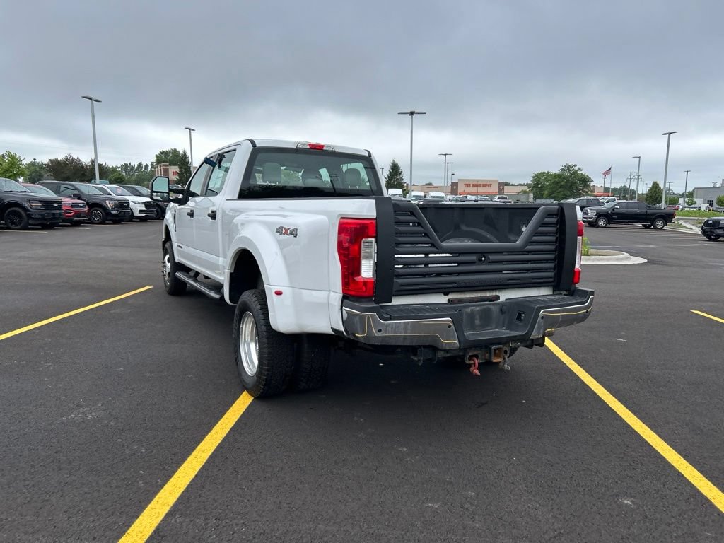 Certified 2019 Ford F350 XL w/ STX Appearance Package AWD/4WD image 8