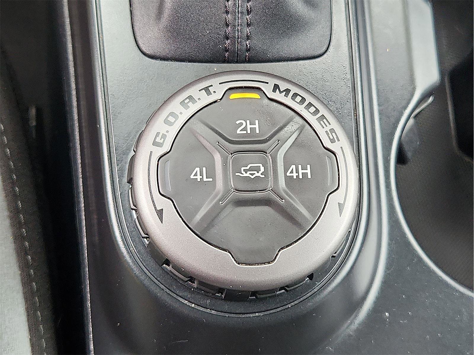 Certified 2024 Ford Bronco Black Diamond image 23