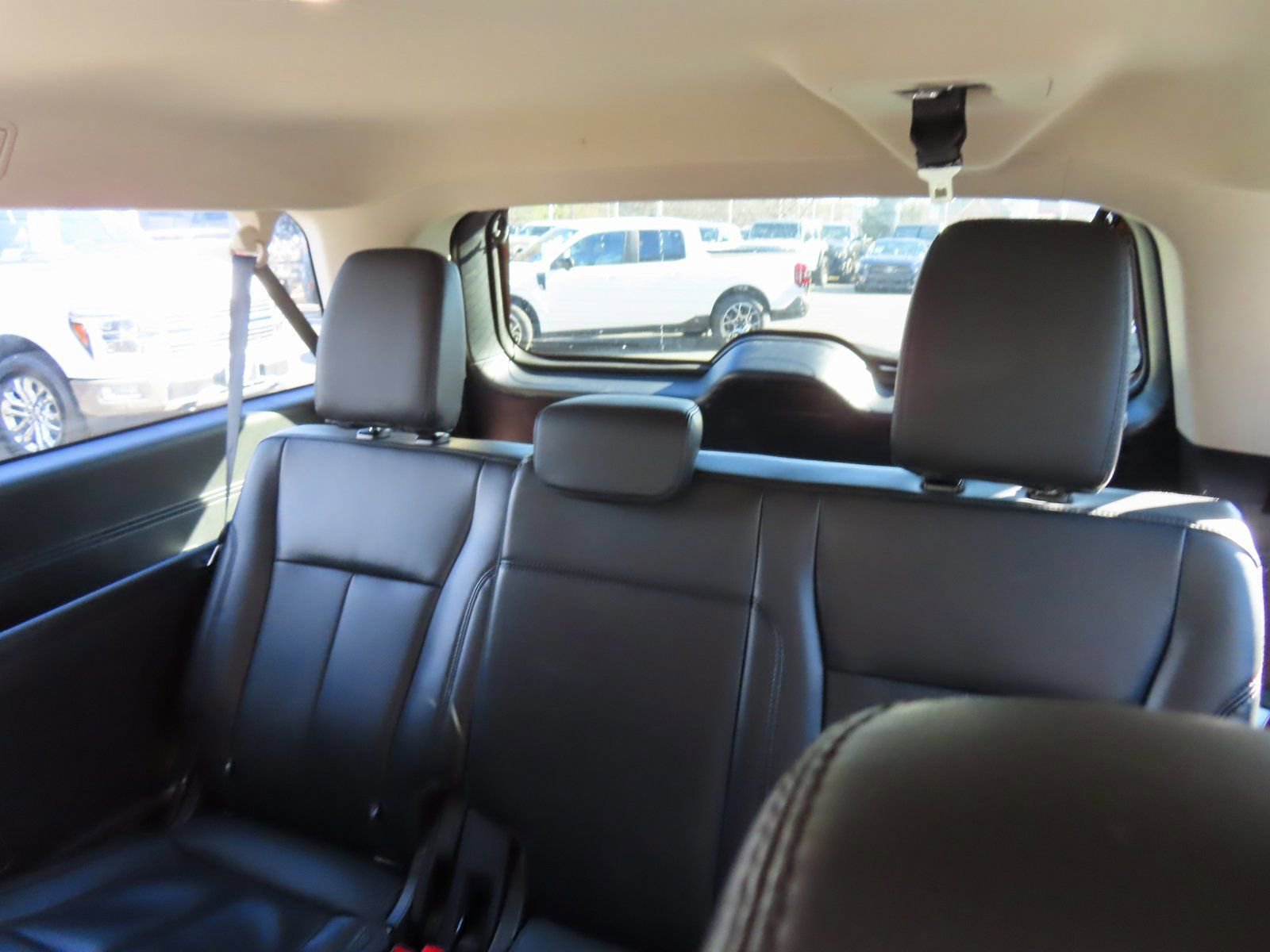 Certified 2024 Ford Expedition Max XLT image 32