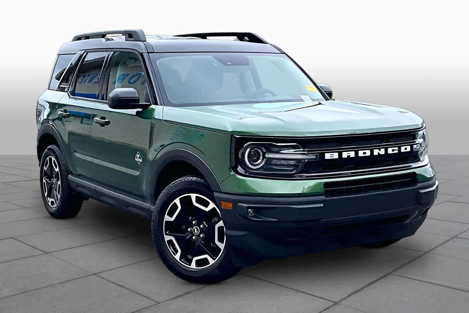Certified 2024 Ford Bronco Sport Outer Banks AWD/4WD image 3