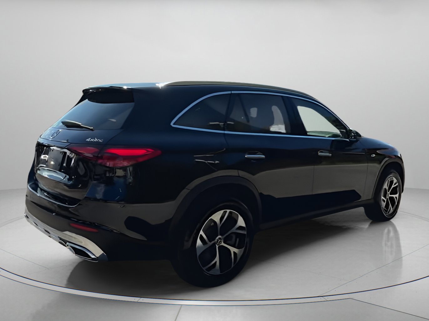 Used 2025 Mercedes-Benz GLC 350e 4MATIC image 21