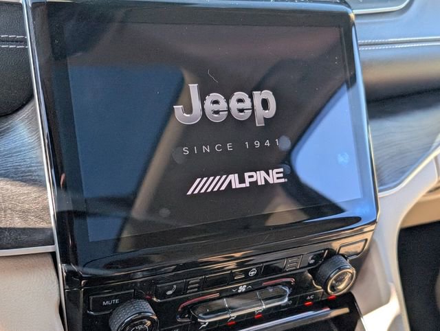 Used 2021 Jeep Grand Cherokee L Limited RWD image 20