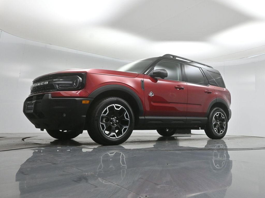Certified 2025 Ford Bronco Sport Outer Banks w/ Outer Banks Tech Package+ AWD/4WD image 45