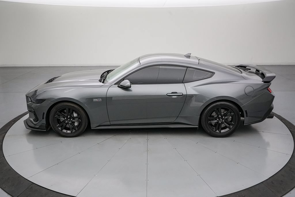 Certified 2025 Ford Mustang GT RWD image 7