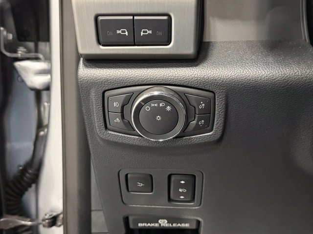 Certified 2022 Ford F350 Platinum AWD/4WD image 12