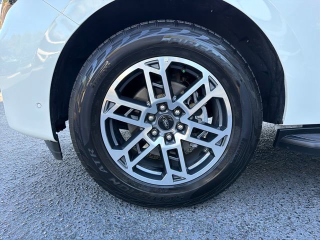 Certified 2025 Ford Expedition Active AWD/4WD image 29