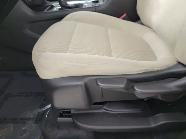 Used 2023 Chevrolet Traverse LS image 14