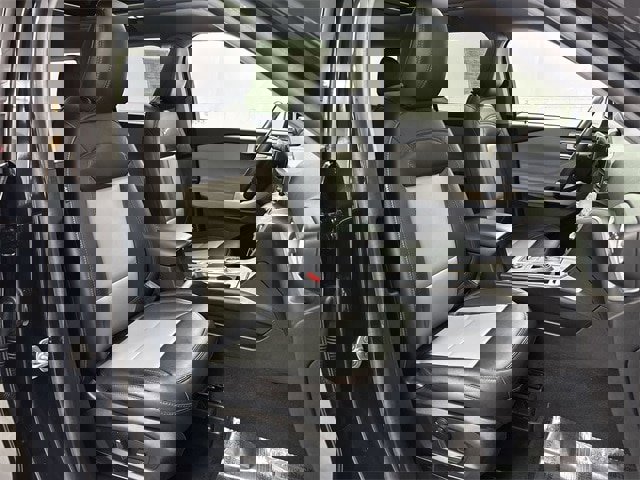 Certified 2022 Ford Explorer XLT w/ Equipment Group 202A image 17