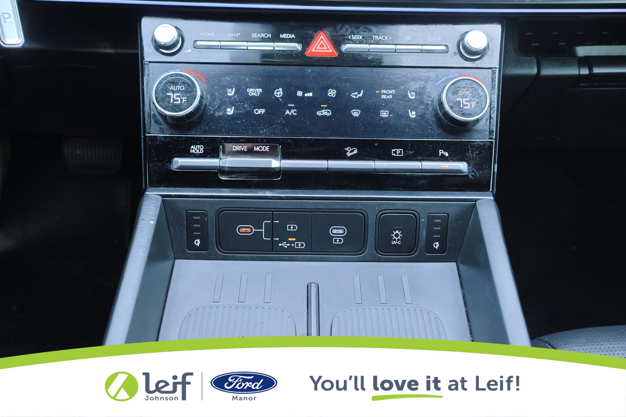 Used 2025 Hyundai Santa Fe Calligraphy image 23