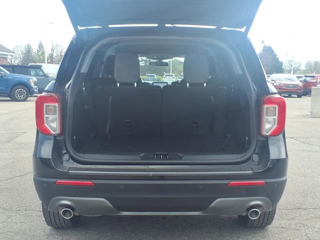 Certified 2024 Ford Explorer XLT w/ Equipment Group 202A AWD/4WD image 10