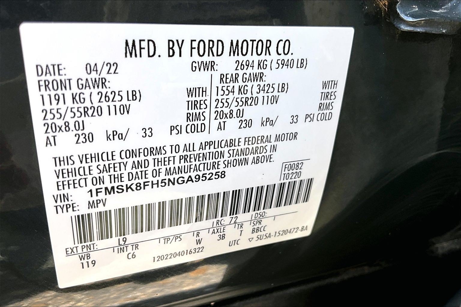 Certified 2022 Ford Explorer Limited w/ Equipment Group 301A AWD/4WD image 33