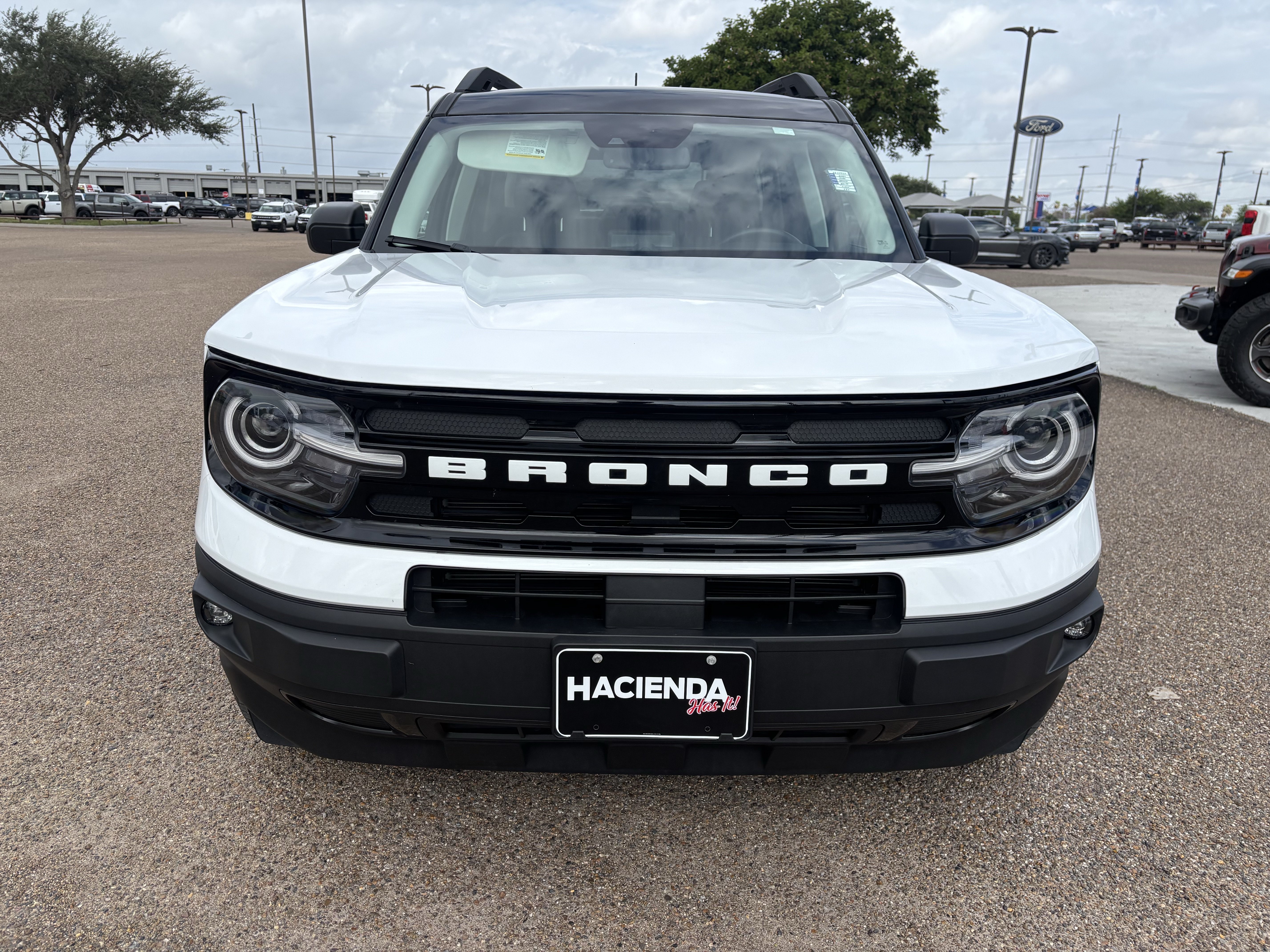 Certified 2024 Ford Bronco Sport Outer Banks w/ Tech Package AWD/4WD image 6