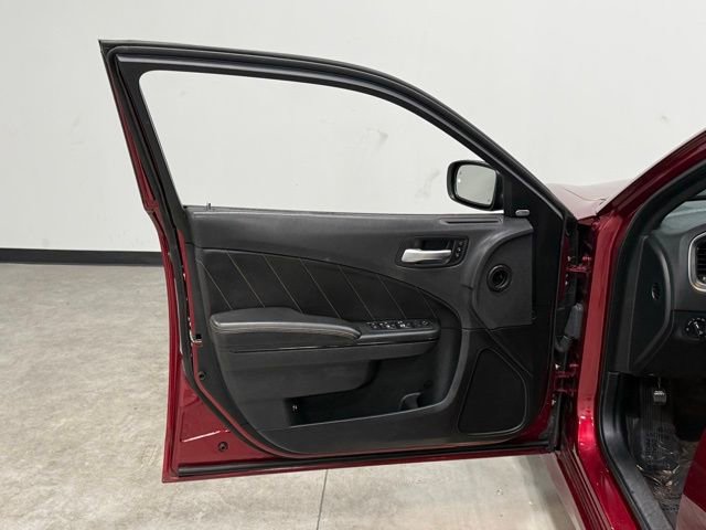 Used 2018 Dodge Charger R/T image 13