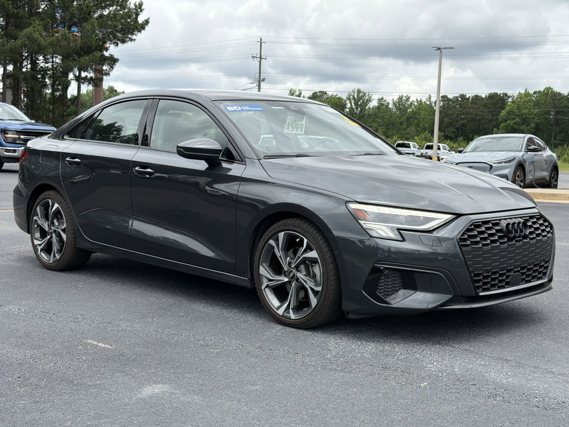 Used 2023 Audi A3 2.0T Premium Plus w/ Premium Plus Package FWD image 5