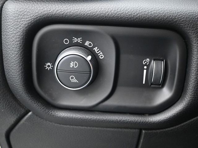 Used 2024 RAM 2500 Big Horn AWD/4WD image 8