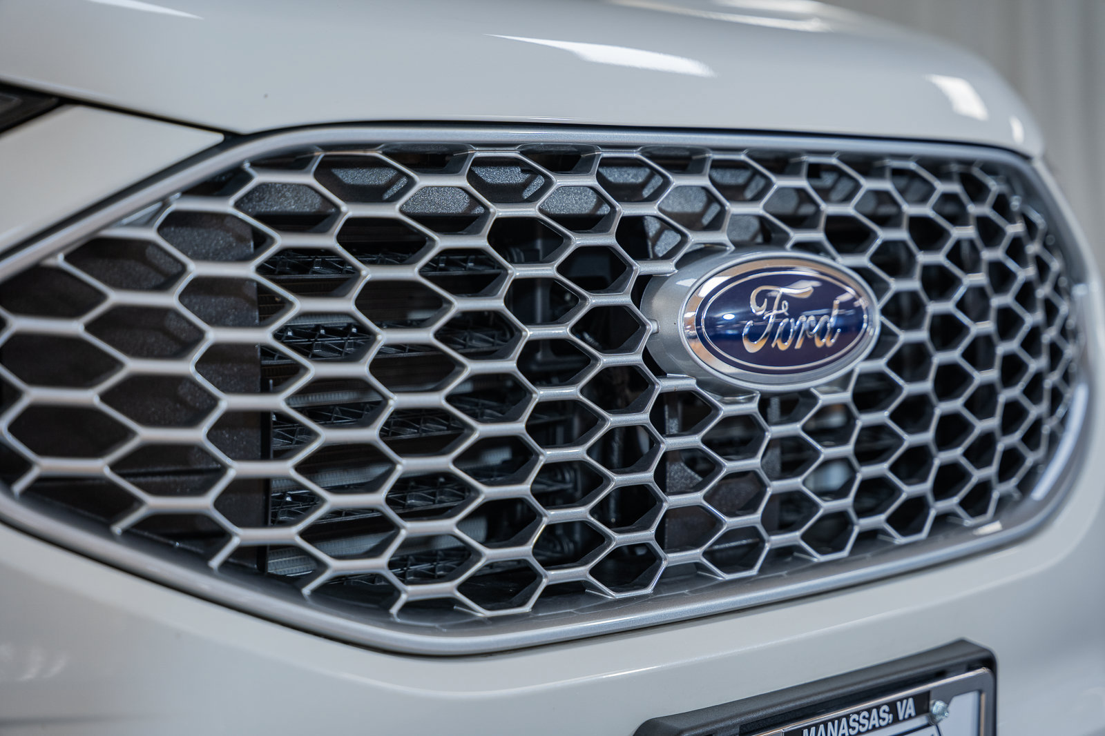 Certified 2024 Ford Edge SEL w/ Convenience Package AWD/4WD image 15