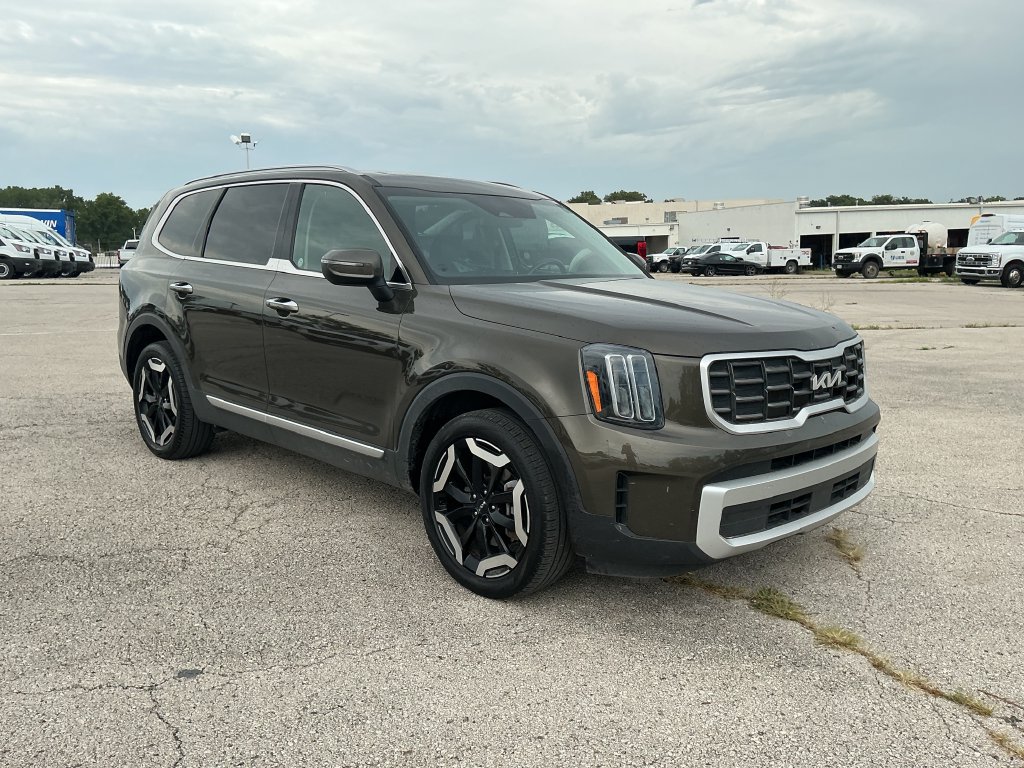 Used 2025 Kia Telluride S AWD/4WD image 7
