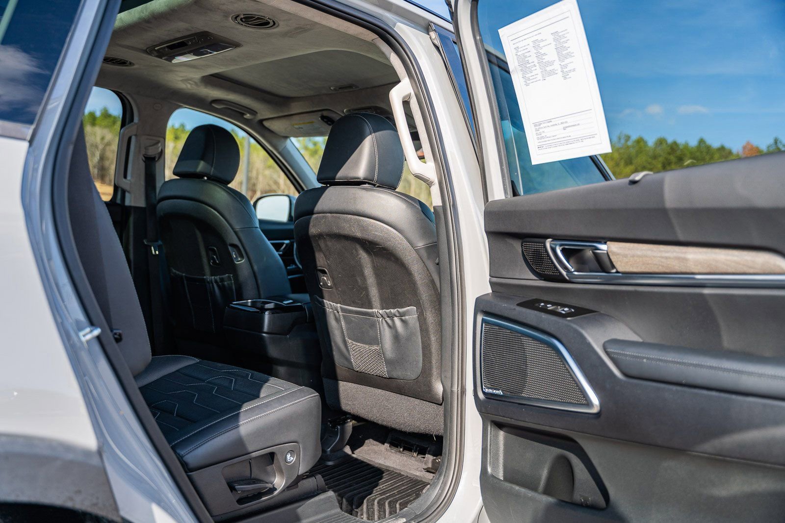 Used 2022 Kia Telluride SX w/ SX Prestige Package image 12