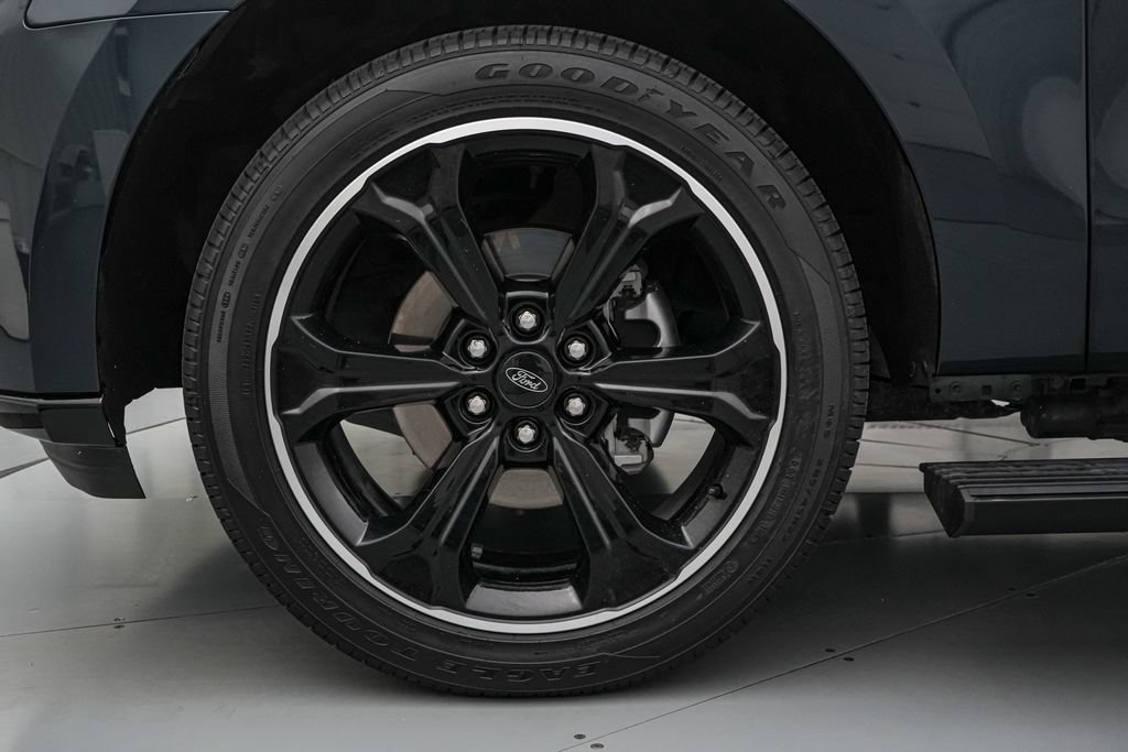 Certified 2024 Ford Expedition Limited AWD/4WD image 10