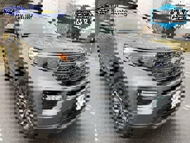 Certified 2023 Ford Explorer XLT w/ Equipment Group 202A