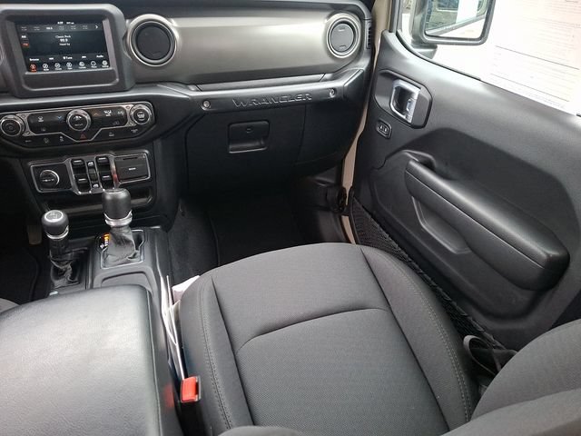 Used 2022 Jeep Wrangler Unlimited Sport AWD/4WD image 19