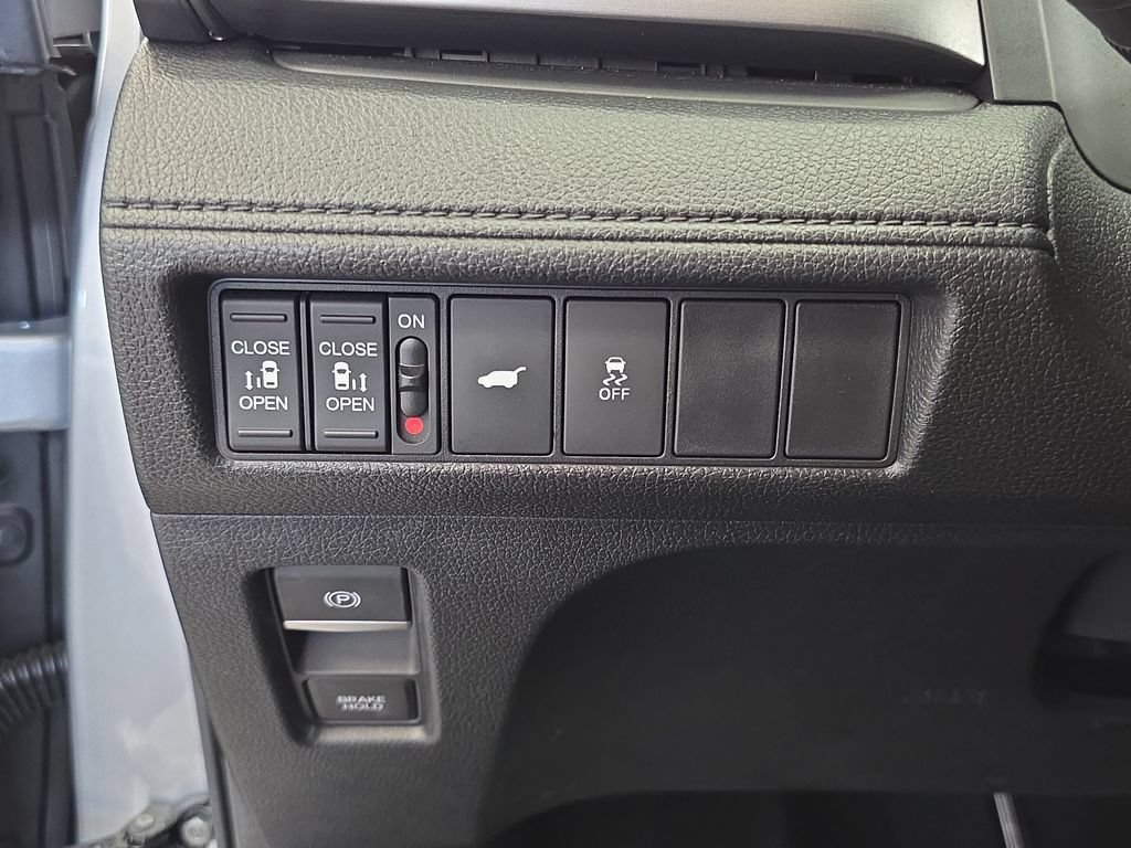 Used 2025 Honda Odyssey EX-L image 24